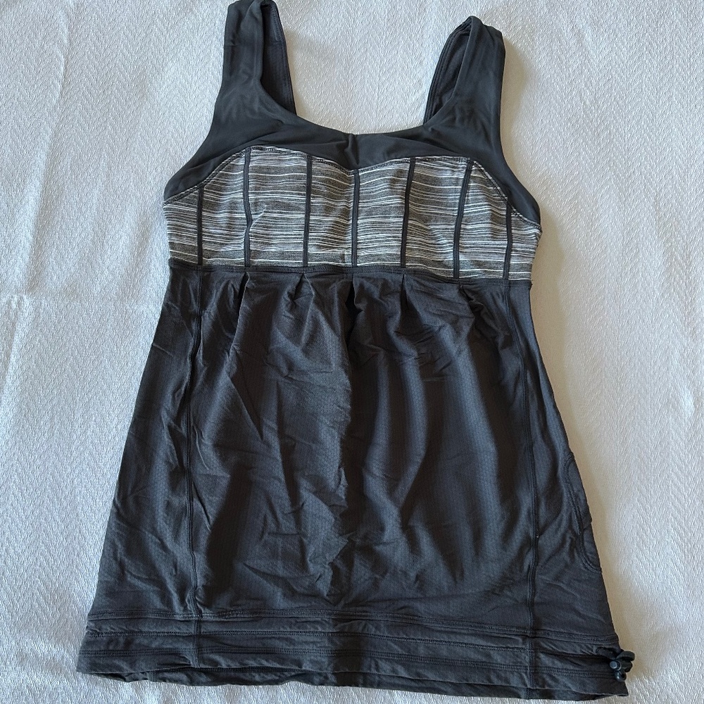 Lululemon Tank Top, Size 4, Grey and White